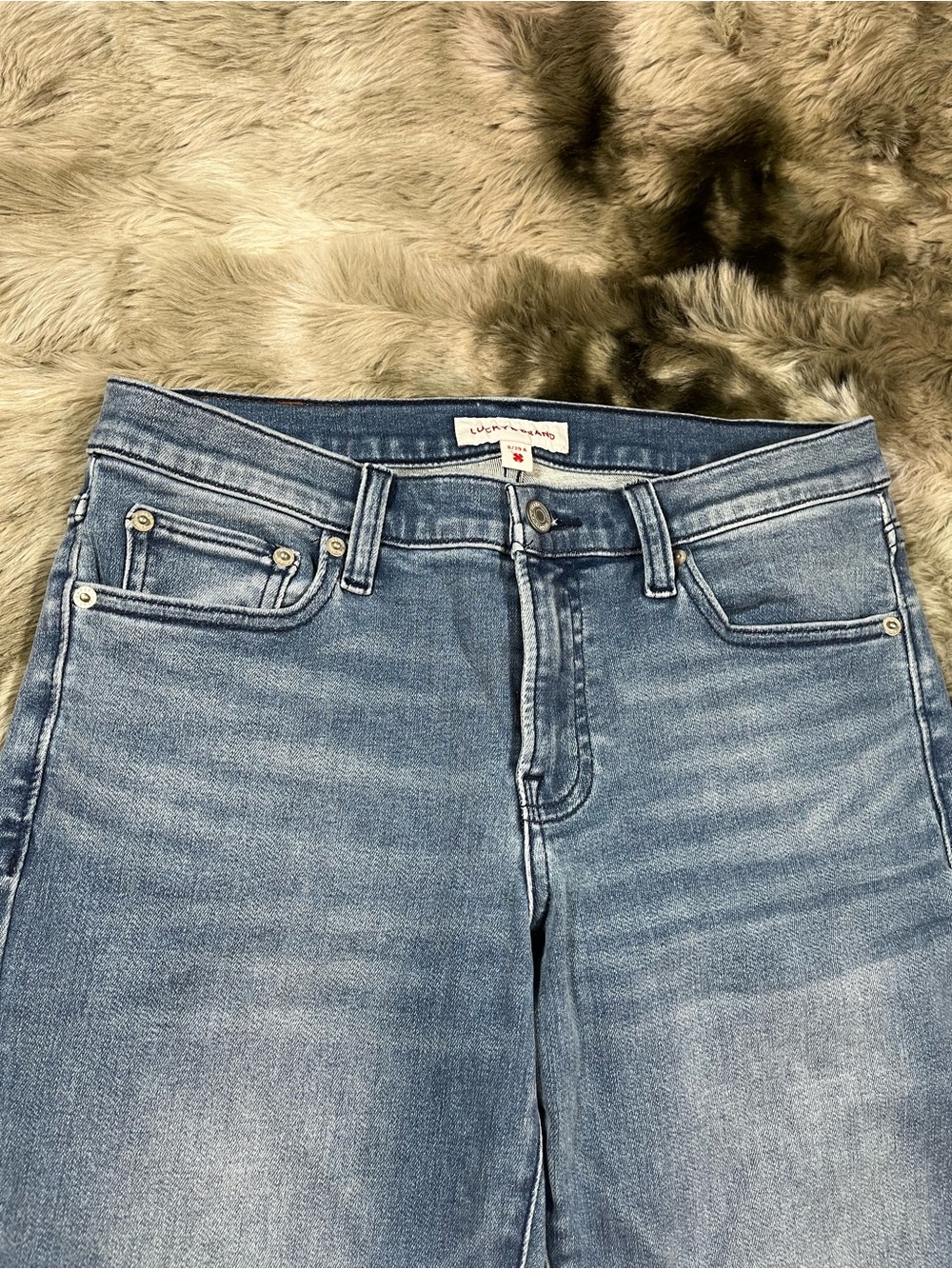 Lucky Brand Straight-Leg Jeans in Light Blue Wash